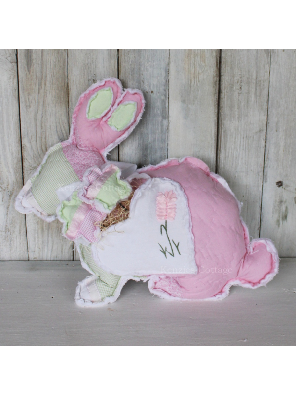 Vintage Quilt Flower Rabbit