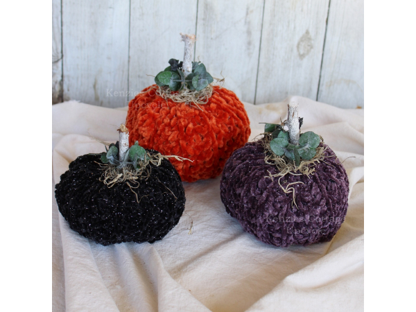 Velvet hand crochet pumpkins