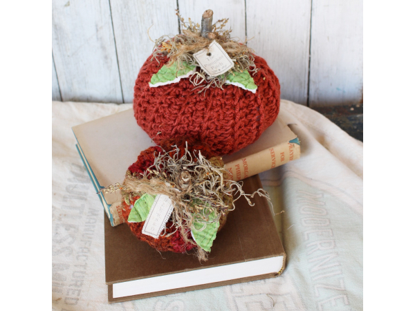 crochet fall pumpkins, fall colors