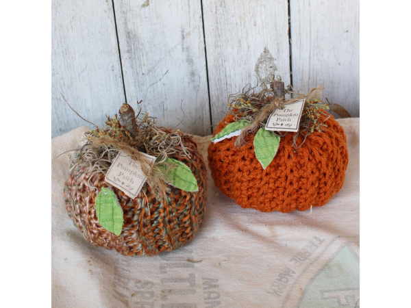 Crochet pumpkins decorated, Fall decor