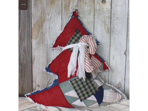 Vintage Quilt Christmas tree pillow