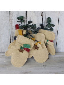 Wool Mittens, Mantel ornaments, Christmas