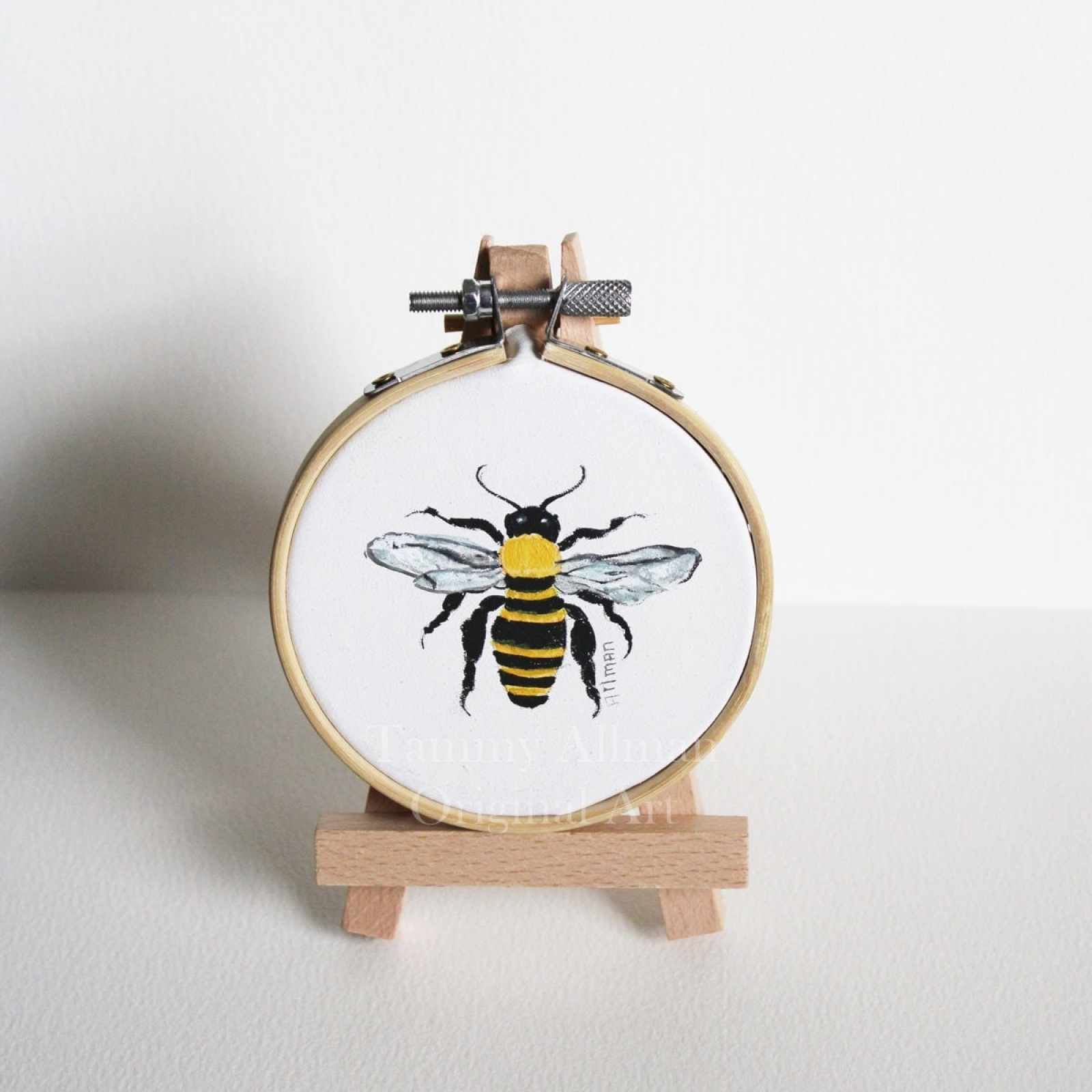 tiny bee watercolor painting | Kenzie's Cottage