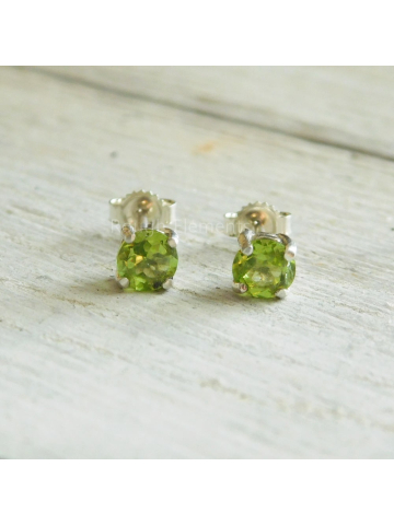 Natural Peridot Round Cut  Earrings, 5mm Peridot Studs, August Birthstone