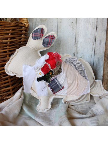 Antique Quilt Feed Sack Flower and Carrot Bunny Rabbit/ Vintage/ Farmhouse Decor
